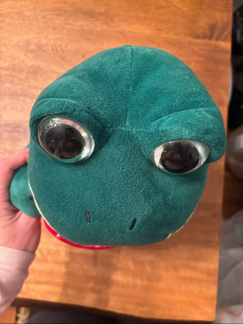 Ty Green and Cream Frog Plush Holding Red Heart